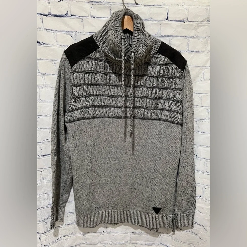 Men’s cotton blend sweater size XL